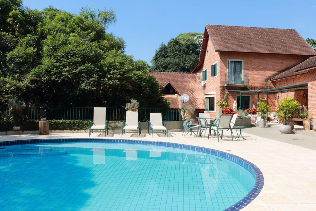 Villa Serena Bed&Breakfast Embu Exteriör bild